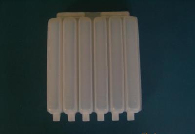 塑料包裝中的中空制品 連體酸壺的制造與應(yīng)用